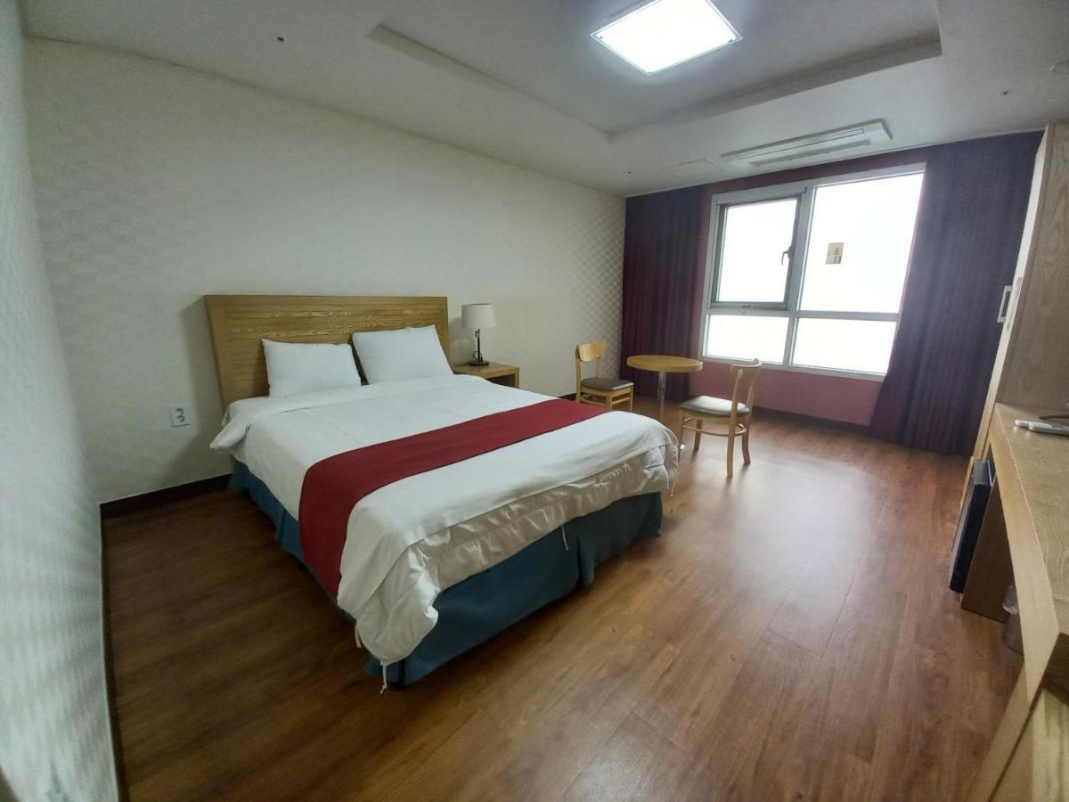 Breeze Bay Hotel Σεογκουίπο Εξωτερικό φωτογραφία