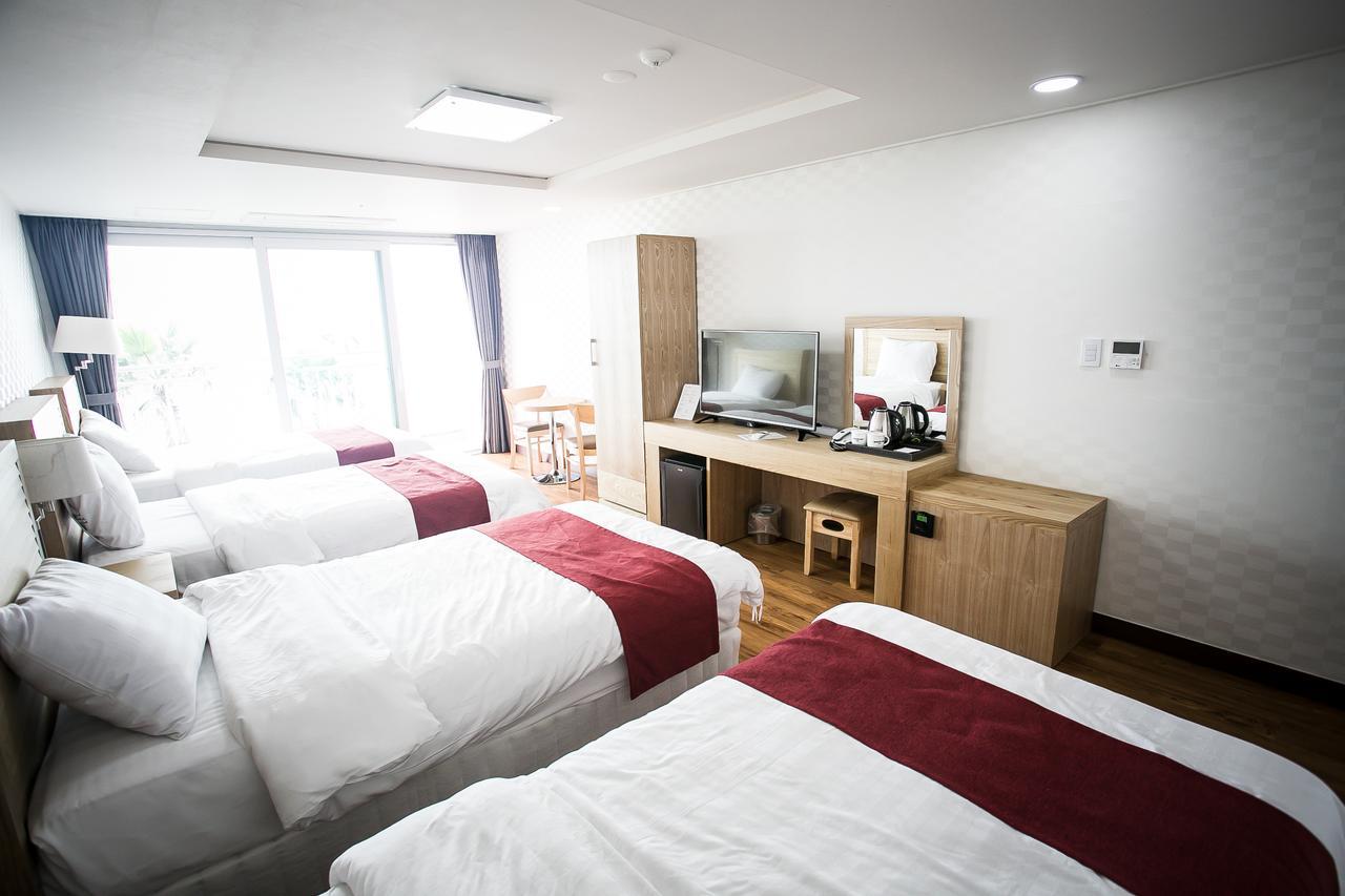Breeze Bay Hotel Σεογκουίπο Εξωτερικό φωτογραφία