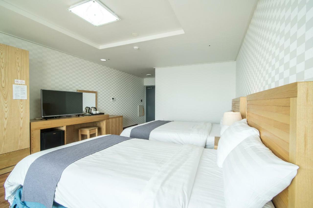 Breeze Bay Hotel Σεογκουίπο Εξωτερικό φωτογραφία